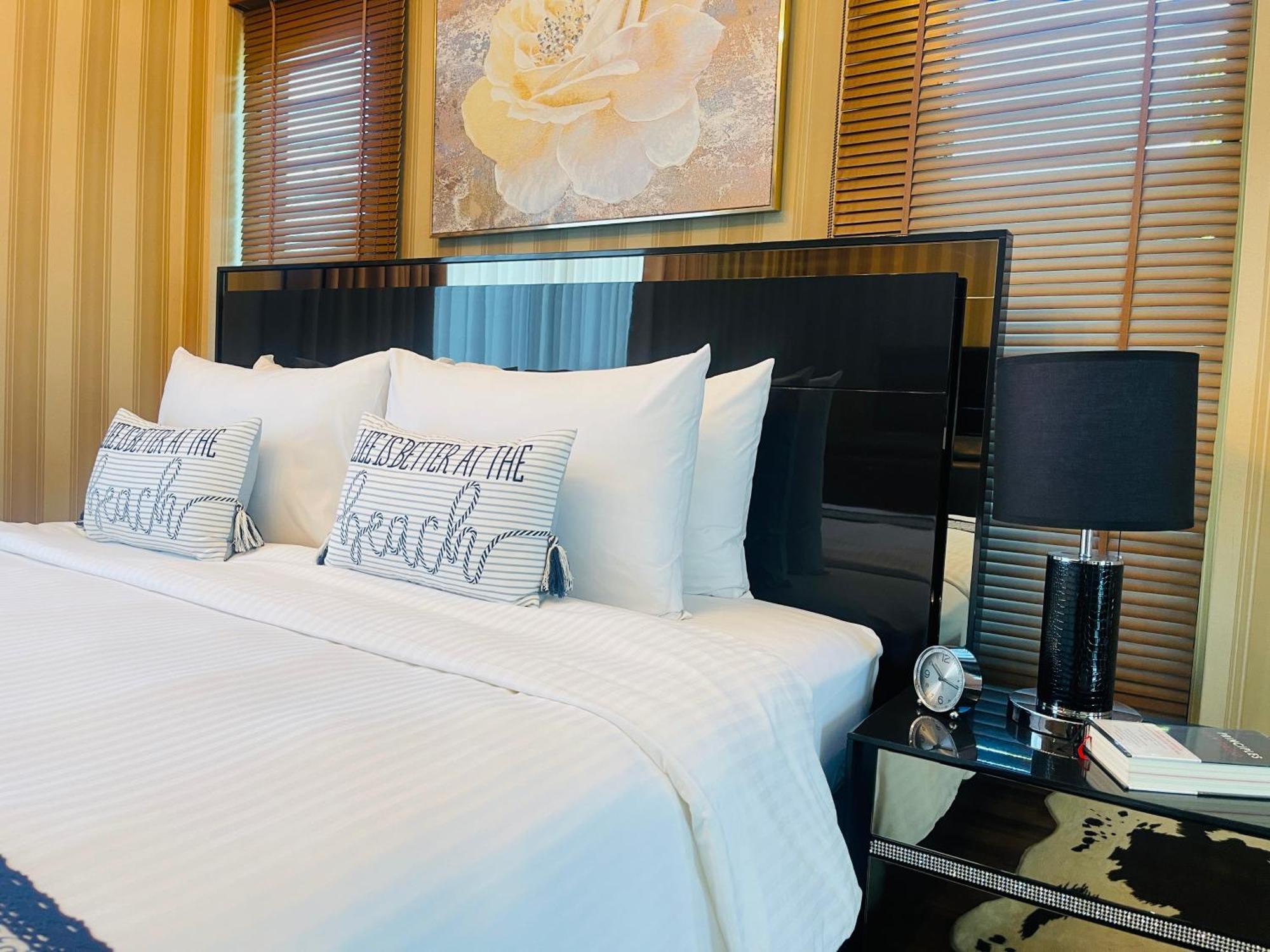 Romlaphass Boutique Villa Kalasin Eksteriør billede