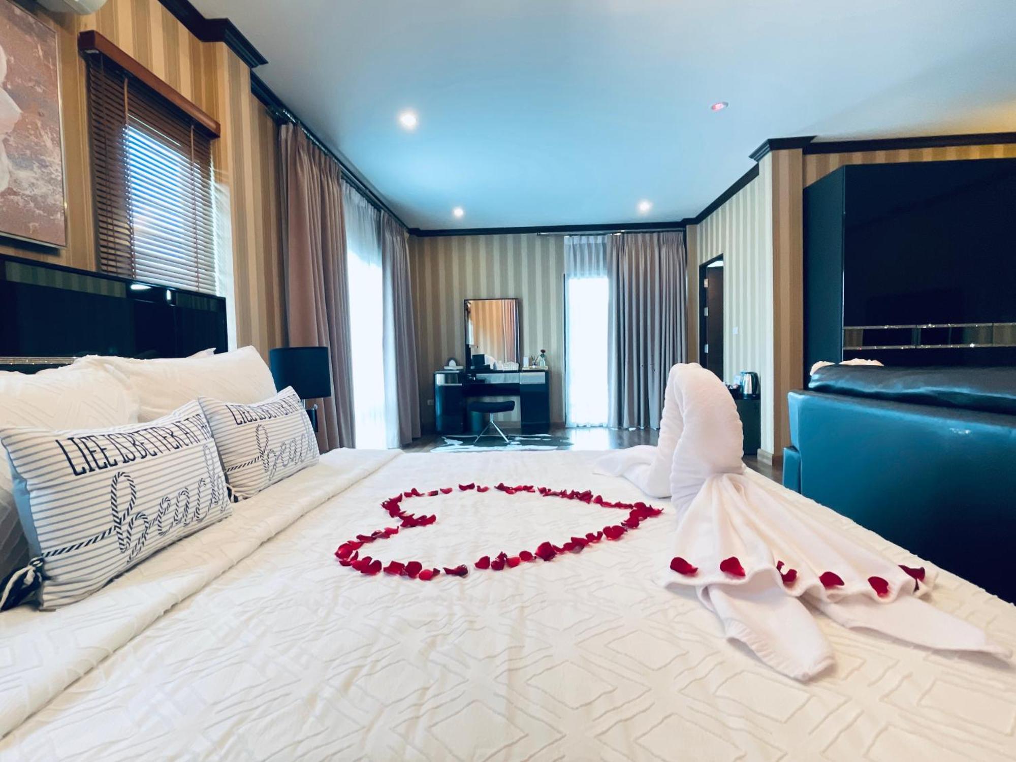 Romlaphass Boutique Villa Kalasin Eksteriør billede