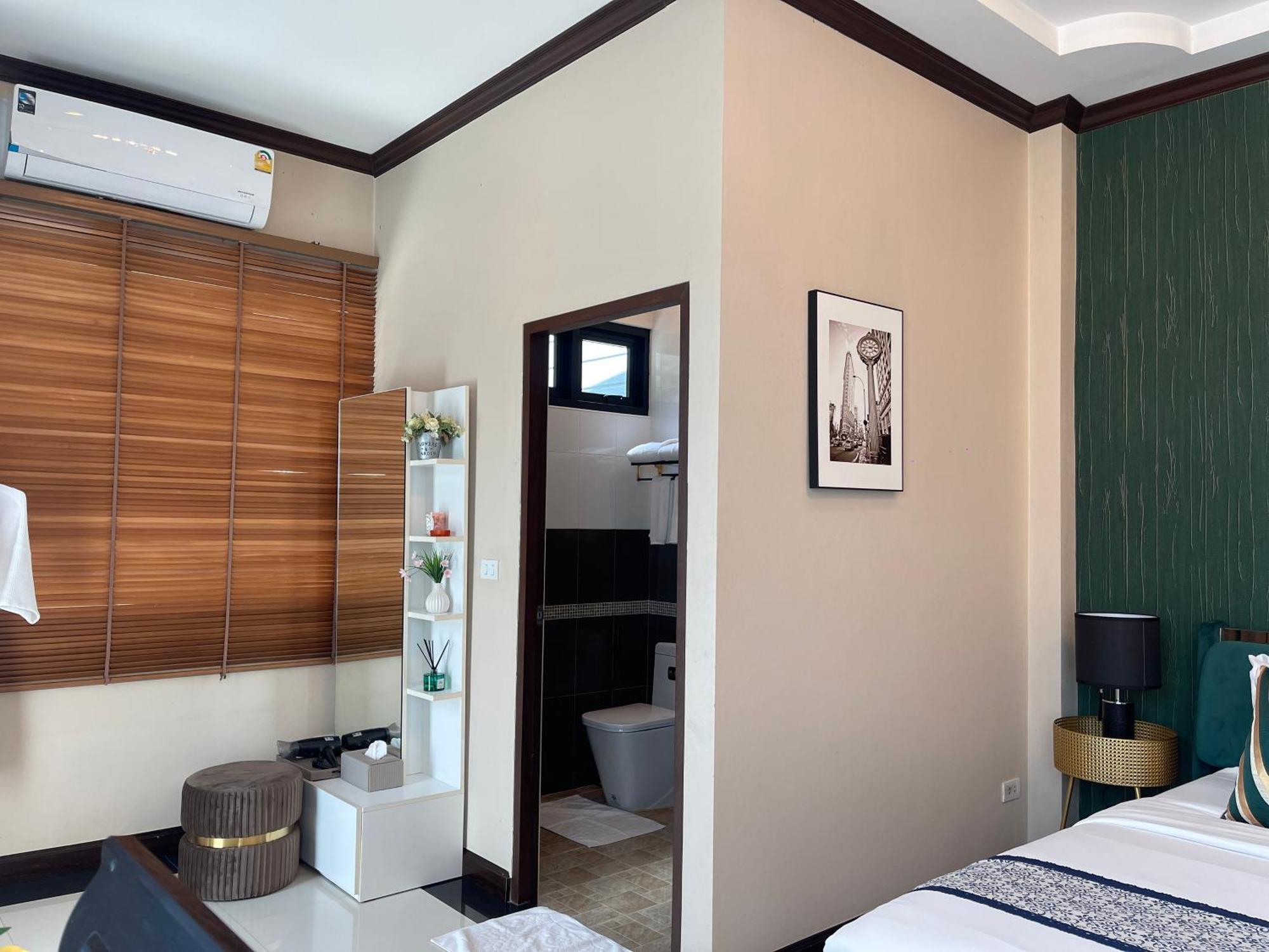Romlaphass Boutique Villa Kalasin Eksteriør billede